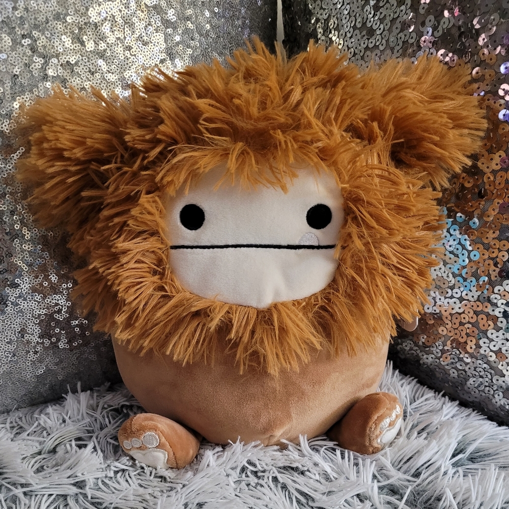 NWT Squishmallow Benny The Bigfoot/Yeti 8"